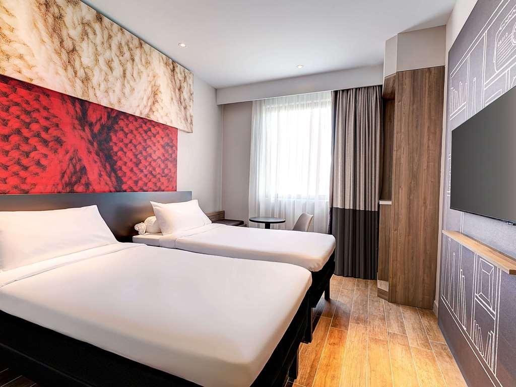 Ibis Pjcc Petaling Jaya Hotel Стая снимка